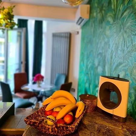 Excentric & Sea View By Alezzi Apartment Navodari